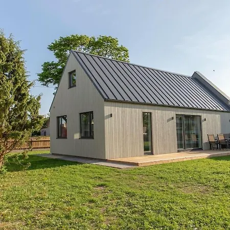 Dom wakacyjny Suvila *